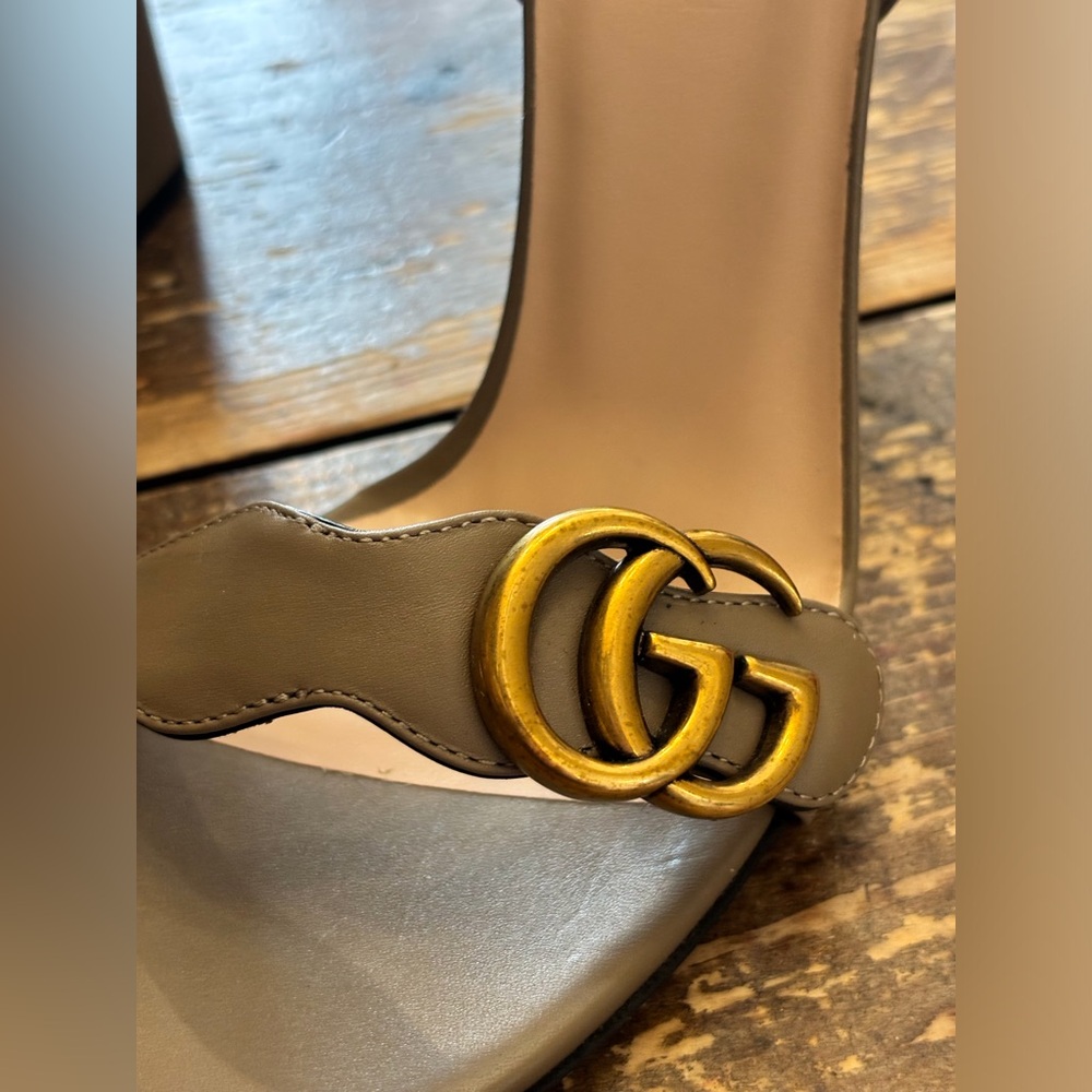 GUCCI Greige GG Marmont Stack Heel Sandal - Picture 14 of 14
